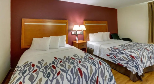 Четырёхместный номер Deluxe Red Roof Inn Springfield, OH