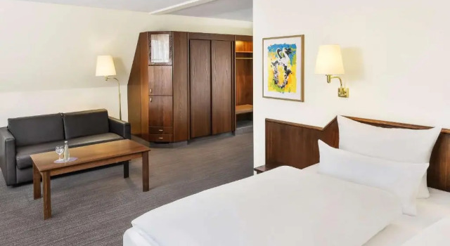 Семейный номер Standard elaya hotel noerdlingen, Trademark by Wyndham