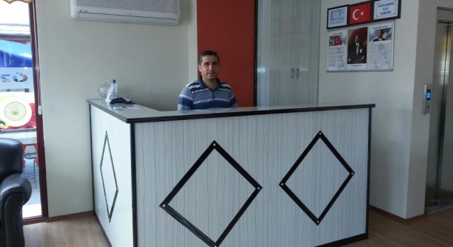 Ozhan Hotel