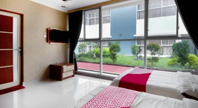 Номер Standard Collection O 3431 Hotel Alpha Bandara