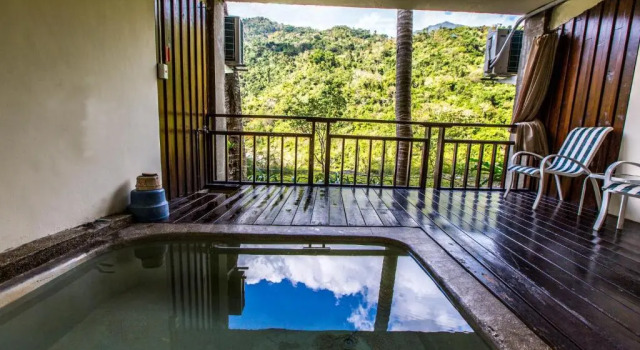 Двухместный номер Standard с видом на горы Ayawan Hot Spring Resort