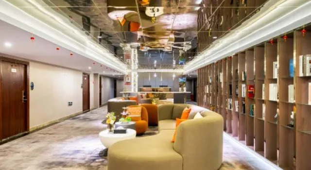 Yueyou Hotel (Taikoo Li Branch on Chunxi Road), Boek Hotel Hotels in Chengdu met parkeren, Parkeren