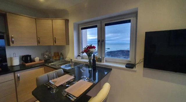 Апартаменты 22 Waters Edge Banff (Adults Only)