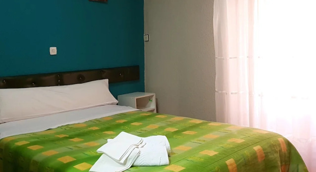 Двухместный номер Standard с балконом Hostal Padre Isla 1