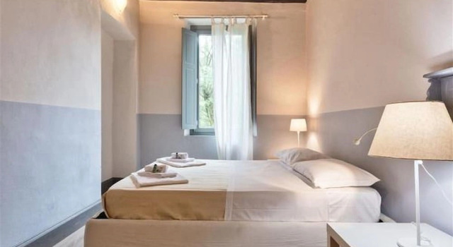 Duomo & Palazzo Reale Charming Apartment