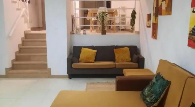 vila verde twonhouse T54, Забронировать Отель Отели Санта-Мария с парковкой, рядом с Дом культуры Фунана, Парковка