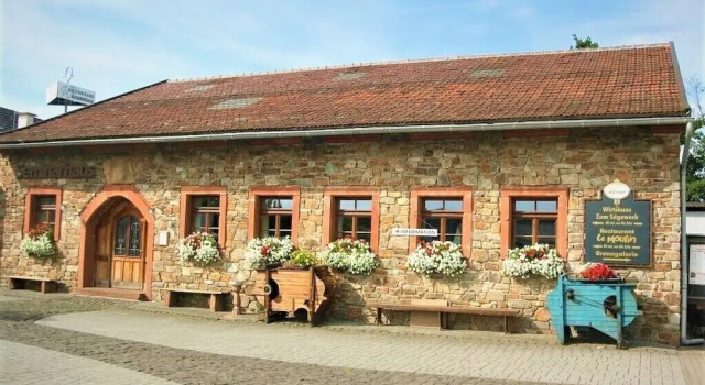 Historische Wassermühle, Boek Hotel Birgel Vulkan Eifel
