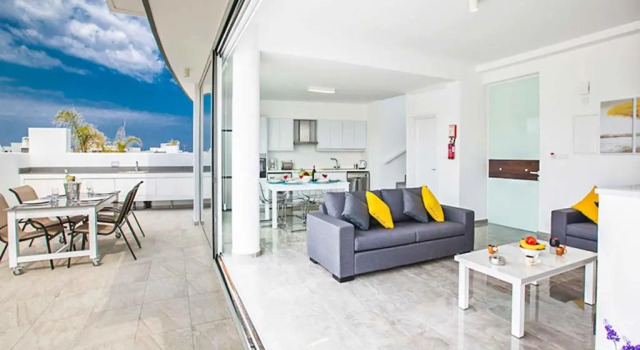 Villa Macan, Boek Villa Hotels in Protaras met parkeren, in de buurt van Sunrise Beach, Parkeren