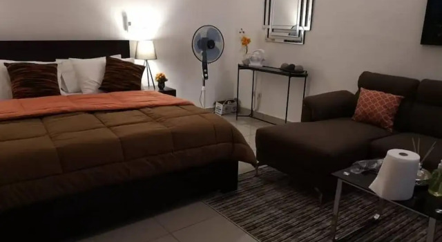 Yopougon Serenity Abidjan, Boek Appartementenhotel Yopougon 