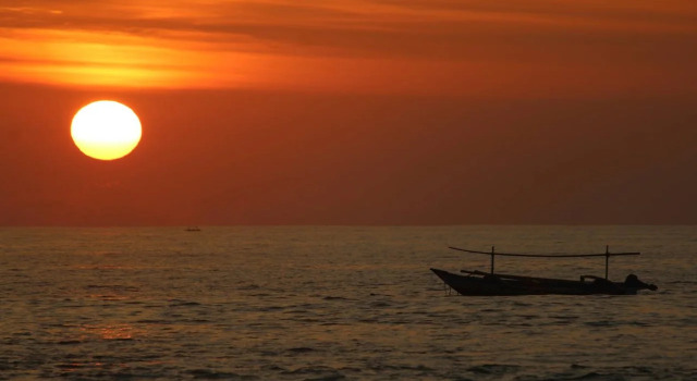 Krui Mutun Walur Surf Camp Sumatra, Book Hotel Hotels in Sumatra with Breakfast, Breakfasts