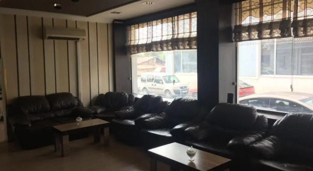 Hotel Berli̇n, Rezerwuj Hotel Hotele w East Anatolia Region z parkingiem, Parking