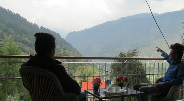 Manali top Inn & Cafe
