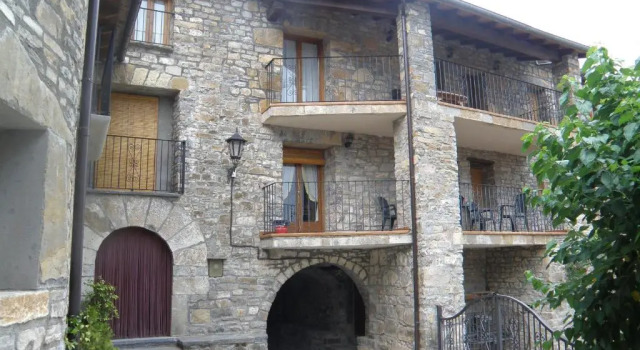 Апартаменты с 3 комнатами Casa Cosculluela