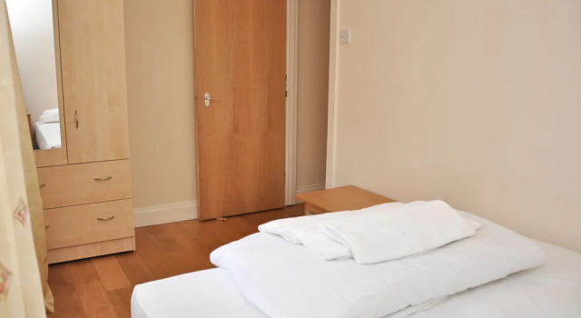 Short lets in London - Highbury, Забронировать Отель Отели Англии 3 звезды, 3*