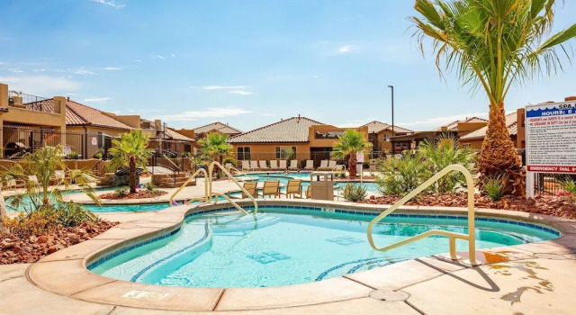 Splash Pad Place #29 3 Bedroom Home