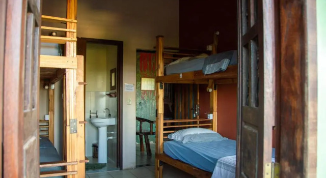 Кровать в общем номере (женский номер) Hostel-Agência Chapada Backpackers