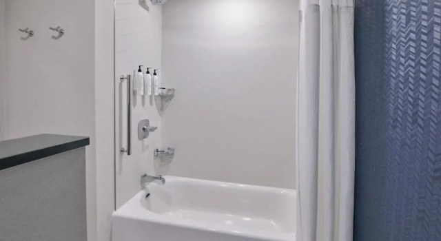Четырёхместный номер Standard Fairfield Inn & Suites by Marriott Chicago OHare