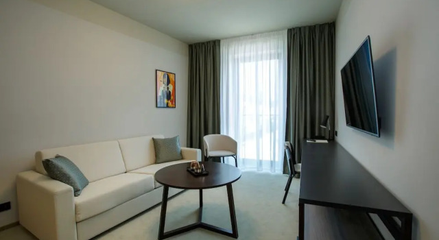Полулюкс Hotel Rajka