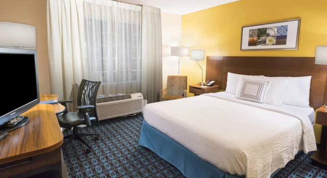 Четырёхместный номер Standard Fairfield Inn & Suites by Marriott Atlanta Perimeter Center