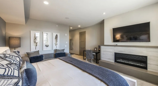 Platinum Four Bedroom Suite 4 Apartment Hotel by RedAwning, Varaa Huoneisto Deer Valley 
