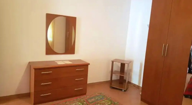 Apartment With 2 Bedrooms in Piazza Palatina, With Furnished Terrace Near the Beach, Boek Appartement Hotels in Lazio met parkeren, Parkeren