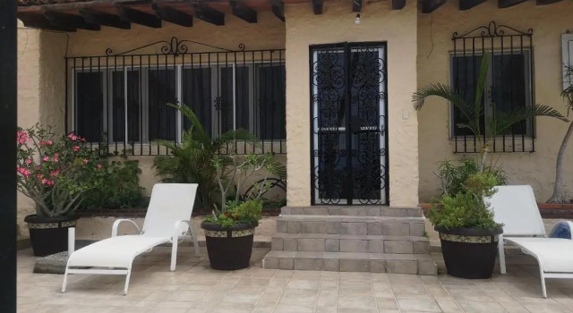 Коттедж Bucerias Beach House
