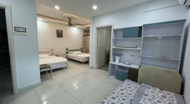 KL Garden Villa Homestay | Cozy & Spacious, Забронировать Вилла Бизнес-отели Федеральной территории Куала-Лумпура, 4* 5*