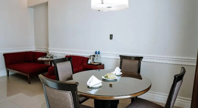 Люкс c 1 комнатой MetroCentre Hotel