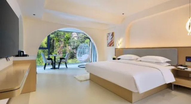 Семейный люкс с видом на горы Yangshuo Premier Hillside Haven