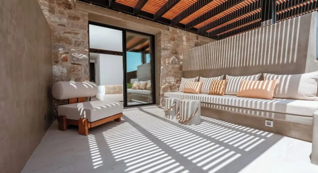 Люкс Deluxe с балконом Noir Mykonos
