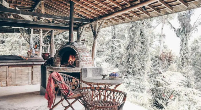 Кровать в общем номере Batukaru Eco Retreat - Adults Only
