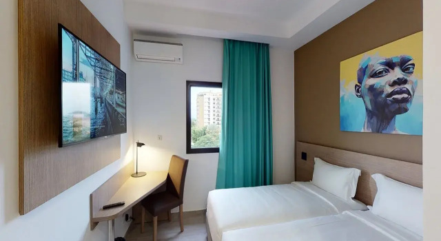 Aichti Hotel, Rezervasyon Otel Abidjan havuzlu oteller, Yüzme Havuzu