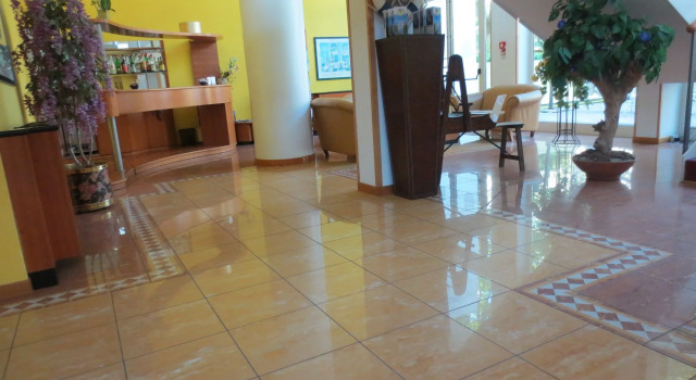 Remin Plaza Hotel