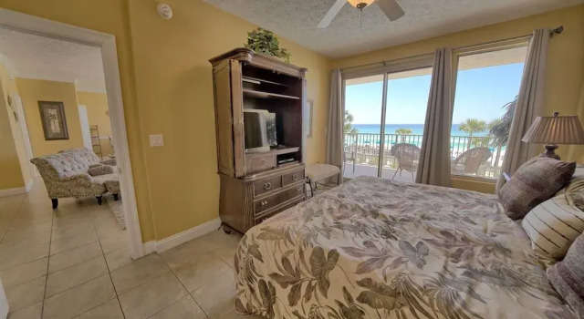 Gulf Crest Condominium #0205 - 2 Br Condo, Varaa Huoneisto Hotellit Panhandle Florida uima-altaalla, Uima-allas