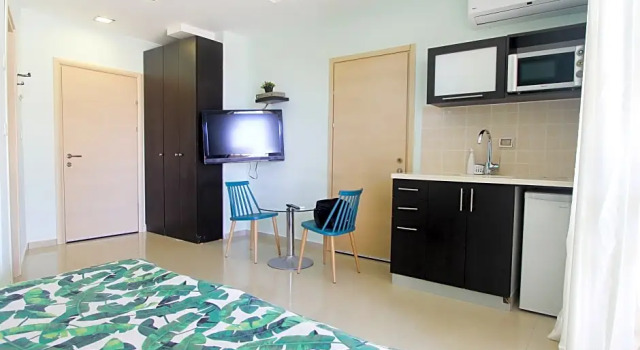 Студия BayWatch Hotel