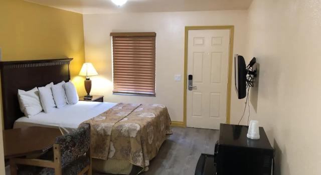 Blue Seal Inn, Забронировать Отель Отели Пизмо-Бич с парковкой, рядом с Sans Liege Wines, Парковка