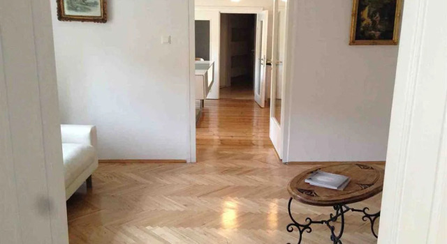 Hans-Sachs-Gasse 10, Rezerwuj Apartament Hotele w Graz z parkingiem, Parking