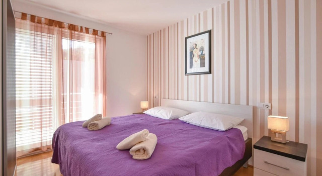Beautiful Home in Stanici With Wifi and 2 Bedrooms, Rezerwuj Hotel Omiš Split Region