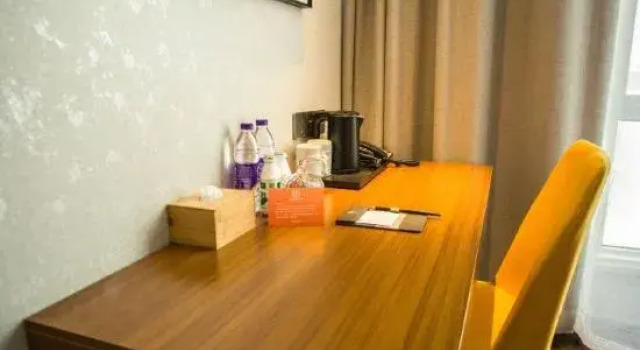 Durian Canday Hotel (Pizhou Wanxing Commercial Street Store)