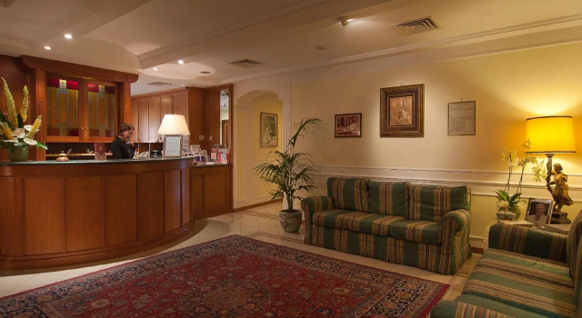 Residenza Paolo VI, Buchen Sie Pension All-Inclusive-Hotels in Rom, in der Nähe von Piazza del Risorgimento, All Inclusive