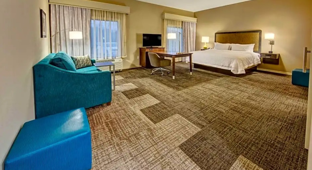 Люкс Deluxe Hampton Inn & Suites Nashville Hendersonville