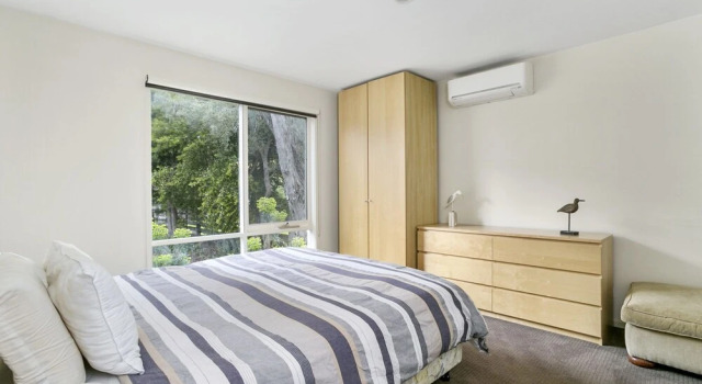 Fern Beach House, Book Hotel Rye 