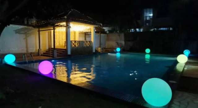 Seremban Resort Villa 163 by Vale Pine, Rezerwuj Ośrodek wypoczynkowy Seremban Negeri Sembilan