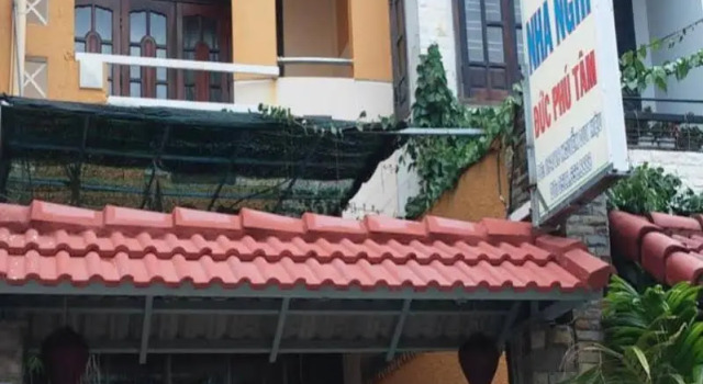 Duc Phu Tam Hostel