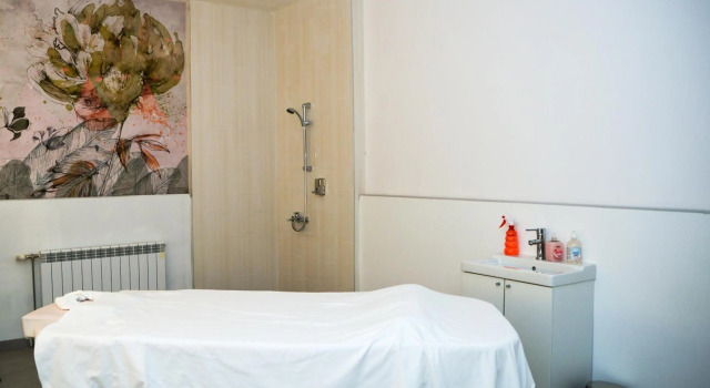 Flora Hotel Apartment 103, Réserver Appartement Hôtels à Sofia avec piscine, Piscine