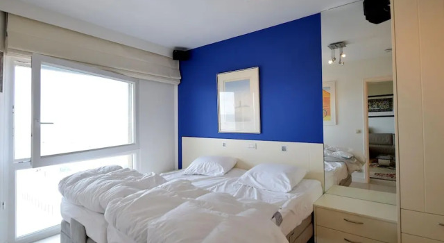 Refined Seaview Apartment, Rezerwuj Apartament Hotele w Bruksela z parkingiem, Parking