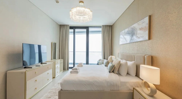 Live the Vibe Upgraded 2BR JBR Coastal Living, Забронировать Апартаменты/квартира Отели Эмирата Дубая с парковкой, рядом с Торговый центр The Beach, Парковка