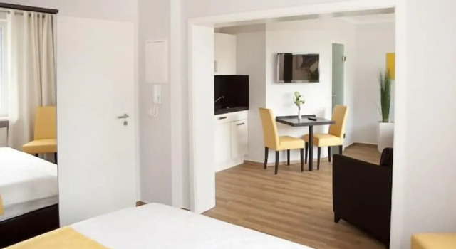 Апартаменты c 1 комнатой с балконом Feriendomizil am Lindenplatz