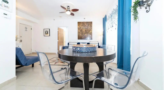Апартаменты Ocean Drive Apartment Suites in Miami Beach