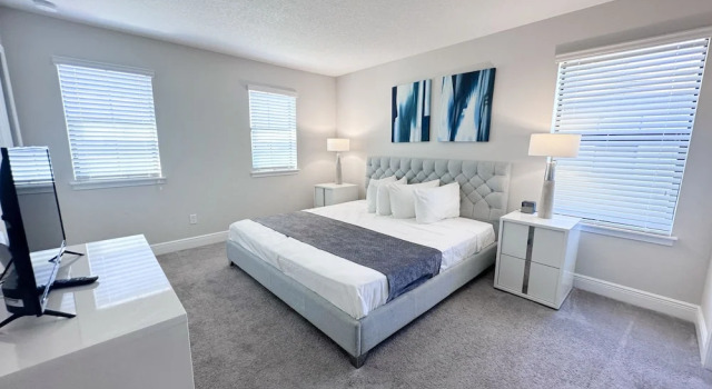 Коттедж Balmoral Resort-210bp 4 Bedroom Home by RedAwning